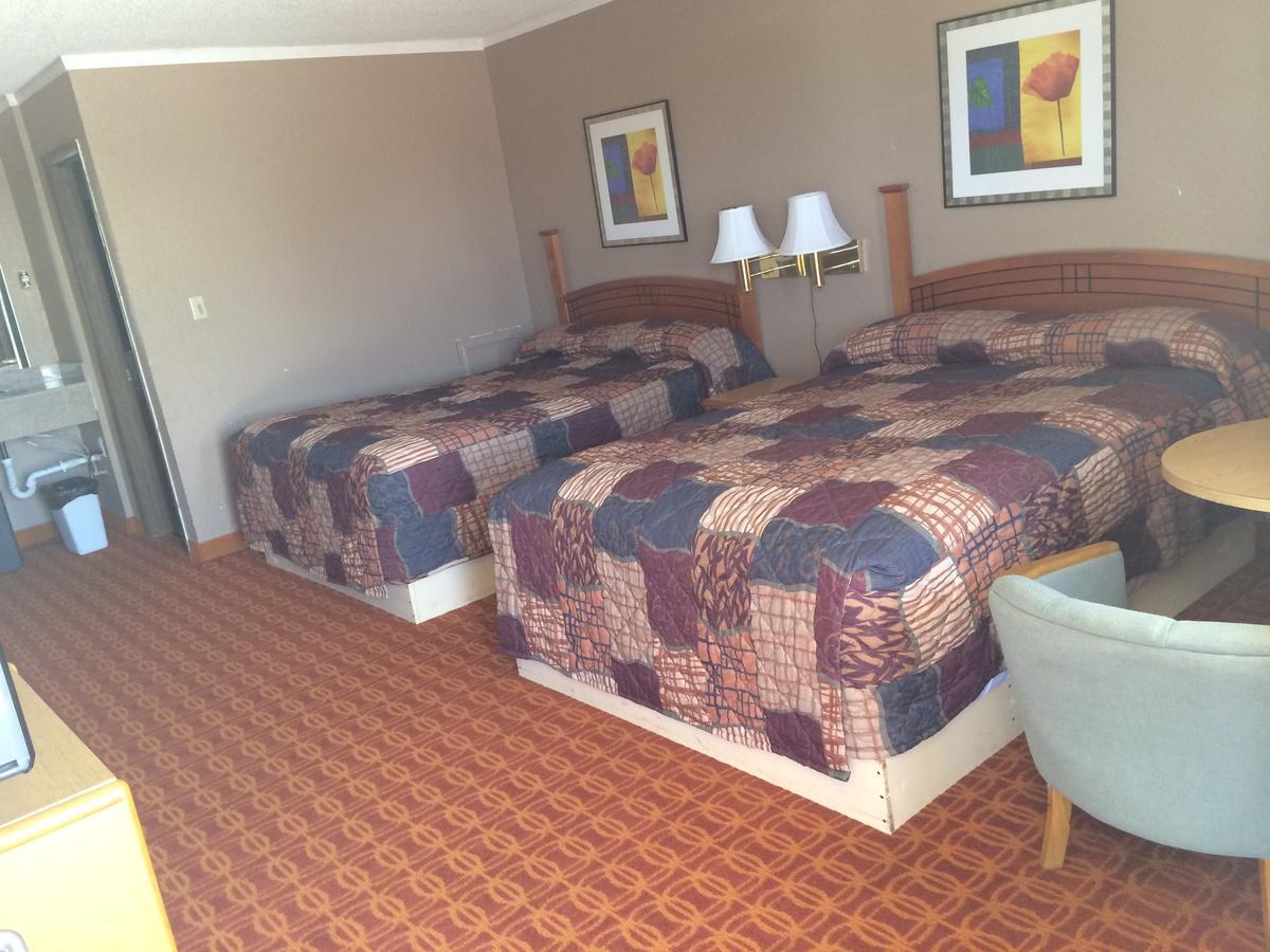 Lake Shore Motel Маннфорд Екстер'єр фото